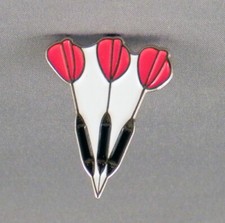 Darts enamel pin badge new - 3,