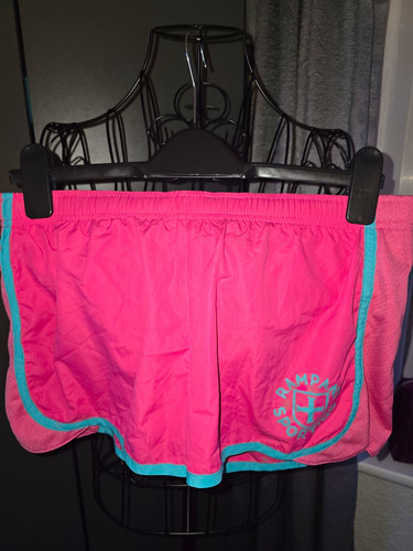 Rampant sporting girls running - rampant,