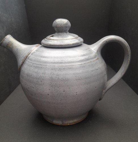 Studio pottery compact small - studio,