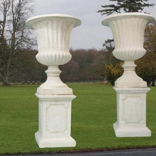 Pair giant fluted vases - vases, on
