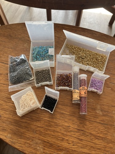 Bundle beads job lot - bundle, of