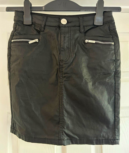 Lipsy black skirt - black,