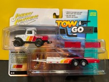 1/64 JOHNNY LIGHTNING TOW & GO