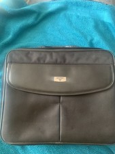 Antler 17" Laptop Messenger