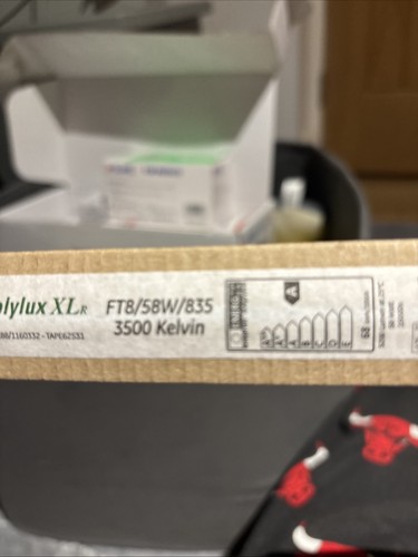 7in total fluorescent - 1, tube