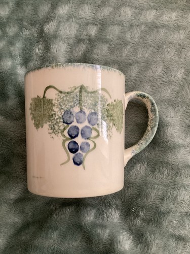 Poole pottery vineyard mug - poole,