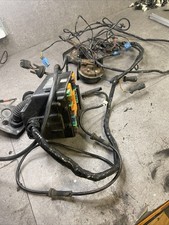 BMW E30 Facelift Engine Bay  Main FuseBox C101 Plug Headlight Wiring 1372774