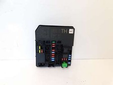 NISSAN JUKE (F15) 14-18 1.2 PETROL HRA2DDT (HR12DDT) MANUAL FUSE BOX 284B71TX2A