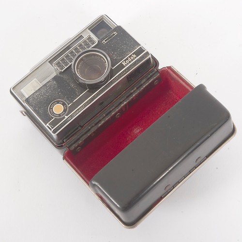 Vintage kodak 800 instamatic - vintage,