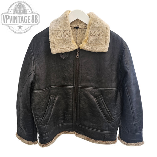 Vintage aviator bomber - b-3,
