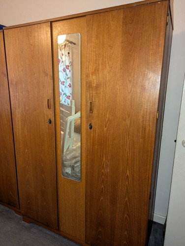 Wardrobe - ,