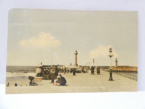 Whitby west pier lighthouse - pier,