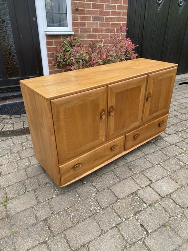 Ercol windsor sideboard - sideboard, –