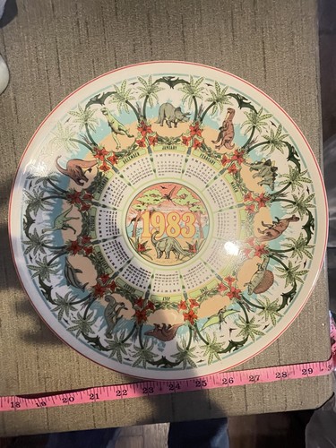Wedgwood rare dinosaur 1983
