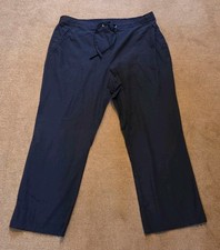 Womens M&S Black Cropped Trousers. Size 14