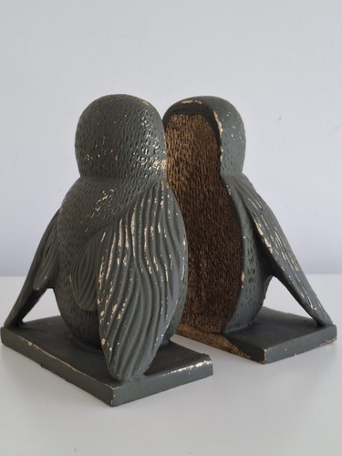 Heavy bee bookends gold and