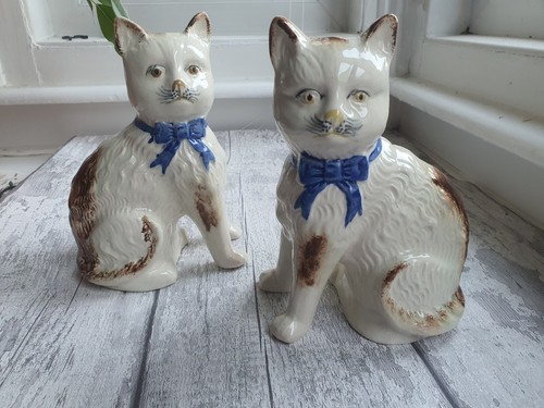 Pair cat figurines tan - figurines, and