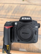 Nikon D D90 12.3MP Digital SLR