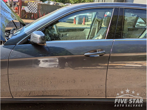 Mercedes benz class front - e-class,