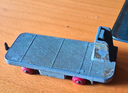 Dinky toys bedford bev - dinky,