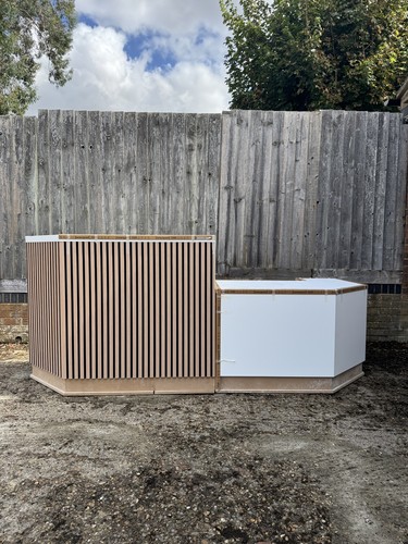 Modern reception desk salon - modern,