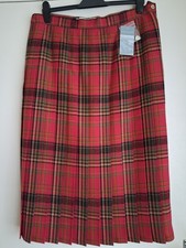 Cotswold Collection 100% Wool