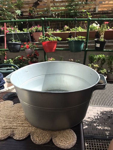 Very big aluminium garden - ,