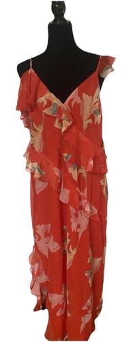 Nwt future collective ruffle - collective,