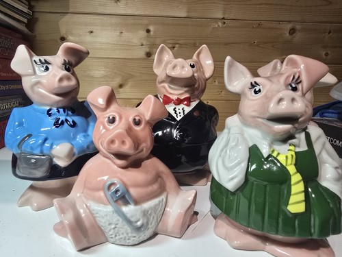 Natwest piggy banks full set - banks,