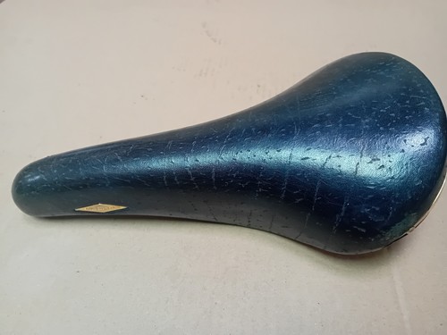 Used vintage rolls saddle - vintage,