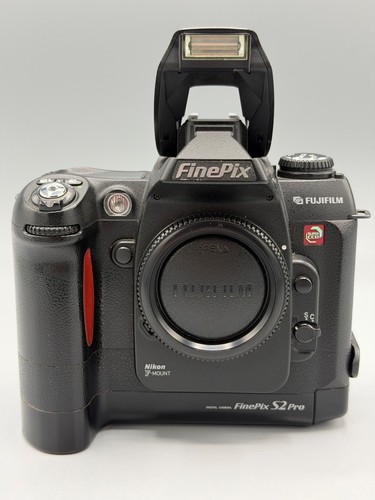 Fuji finepix pro camera - s2,