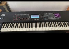 Roland FANTOM 8 EX