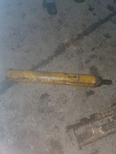 hydraulic tipping ram