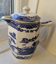 Vintage 8 oz Ringtons Willow