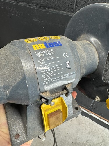 Tool bench grinder - bench, 150w
