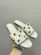 Valentino Garavani Roman