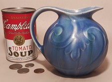 BESWICK BLUE vtg made in