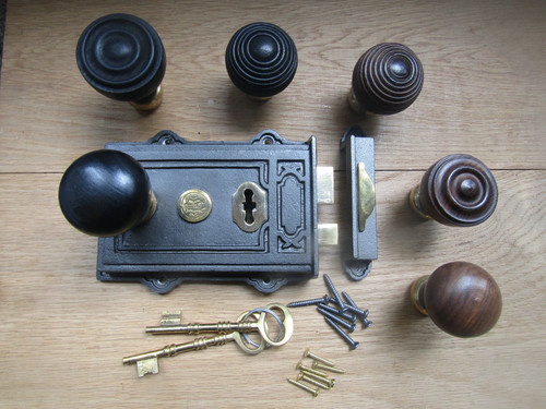 Wooden rim knob antique - wooden, &