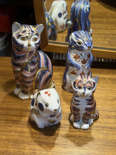 Royal crown derby cat - crown,