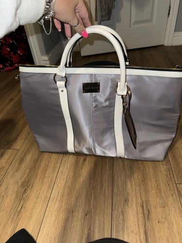 River island travel - travel, weekend