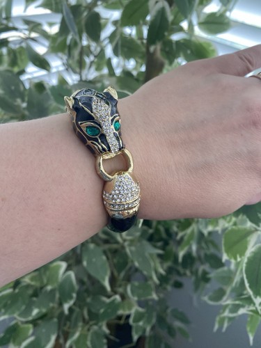 Vintage gold tone enamel - gold,