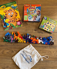 ANIMAL ALPHABET WOODEN JIGSAW PUZZLE, MINIBEAST BINGO, ZOO AM I, NEW COLOUR BK 