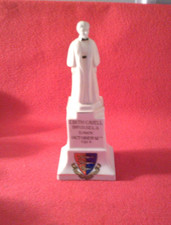 Carlton Crested China Edith Cavell Great Yarmouth Crest
