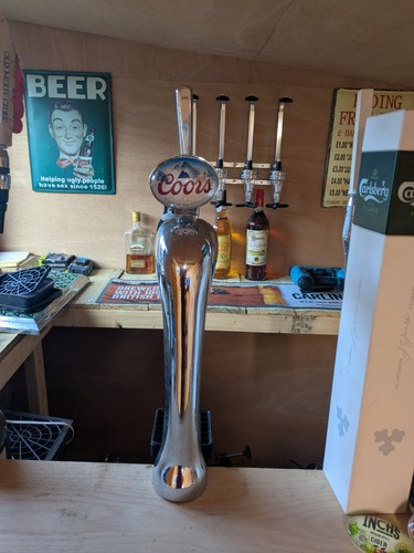 Coors beer pump full - full, bar