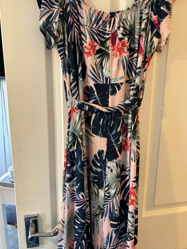 Beautiful dress - beautiful,