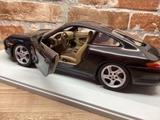 Auto-Art PORSCHE 911 TW x