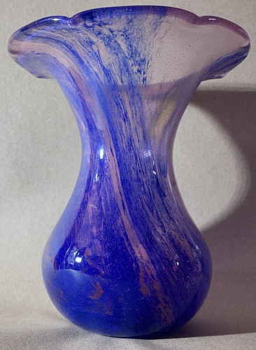 Vintage art glass vase - vintage, vase.