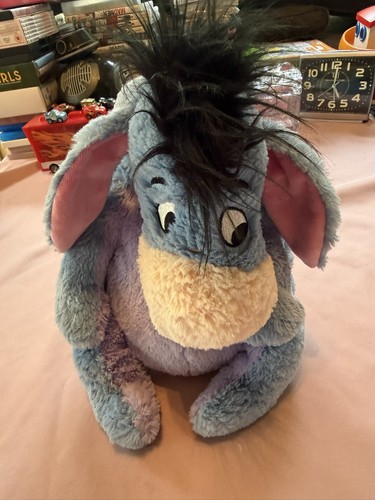 Disney store exclusive winnie - store,