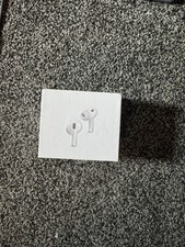 Apple AirPods Pro 3rd Generation MagSafe Charging Case (USB-C) White 