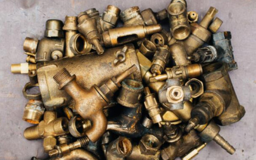 Lot brass scrap fittings - scrap, ~fittings